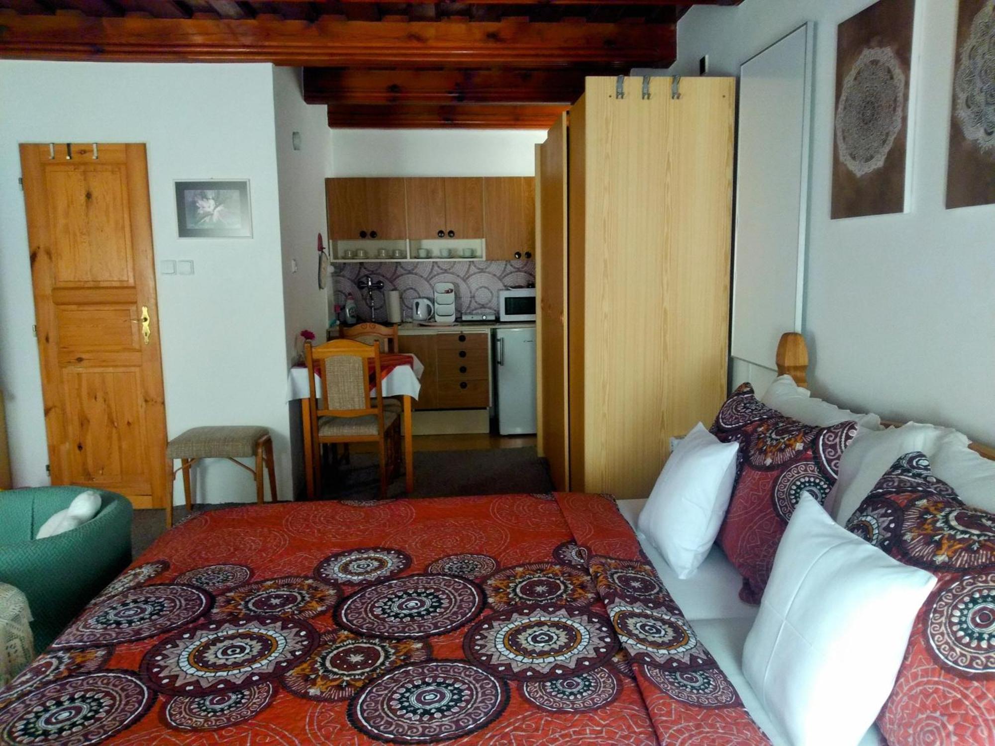 Pension Archa Znojmo Luaran gambar