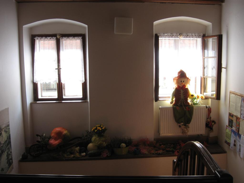 Pension Archa Znojmo Luaran gambar