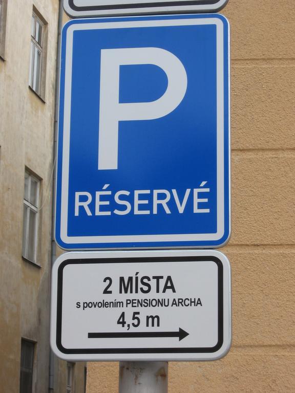 Pension Archa Znojmo Luaran gambar